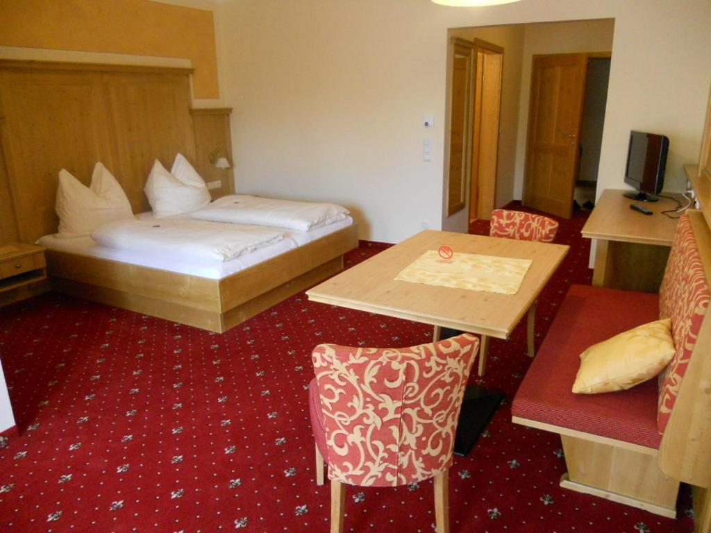 Ferienhotel Innviertel Kirchheim im Innkreis Extérieur photo
