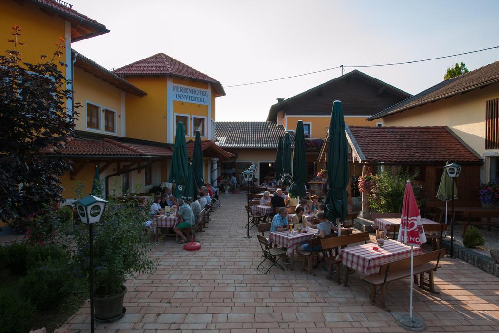 Ferienhotel Innviertel Kirchheim im Innkreis Extérieur photo