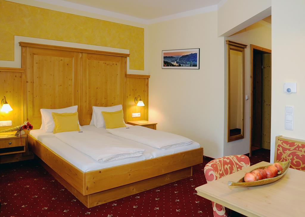 Ferienhotel Innviertel Kirchheim im Innkreis Extérieur photo